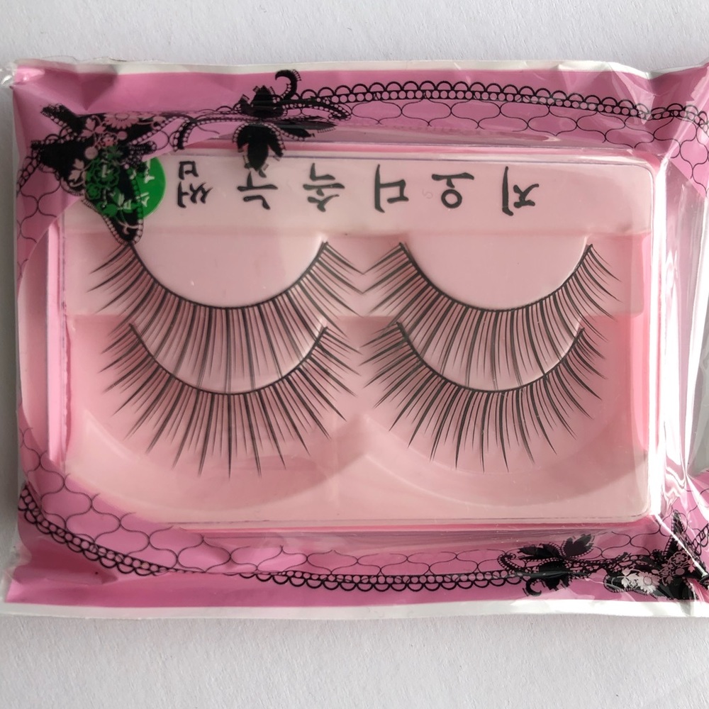 Ultra long eyelashes- 2 pairs